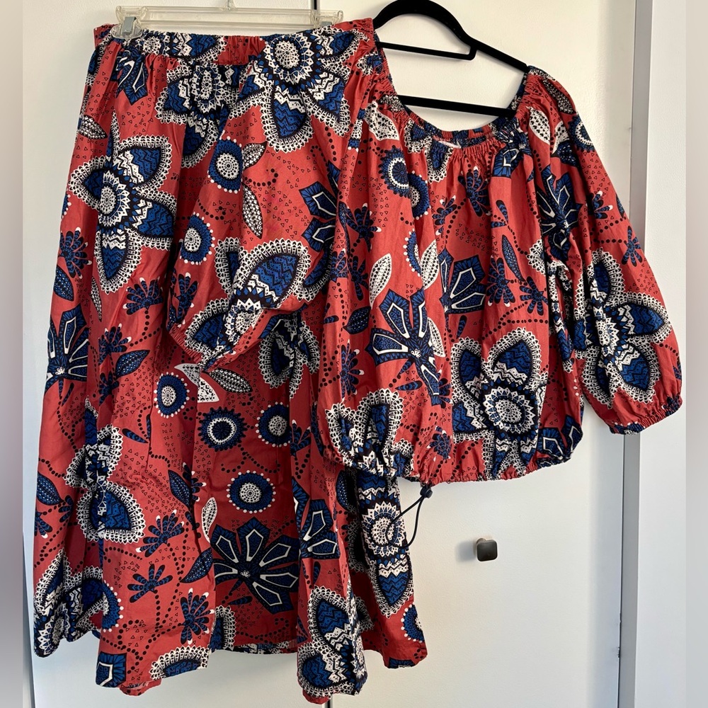 Sundry Exploded Floral Blouse & Skirt Set Size 3 / L
